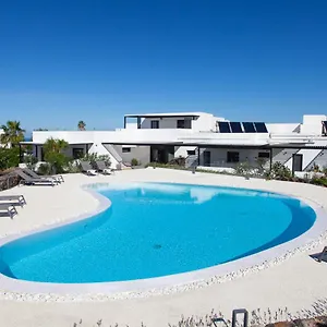 Bed & Breakfast Mana Ecoretreat, Las Brenas