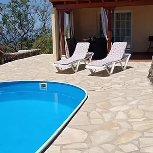 Alexa Arecida