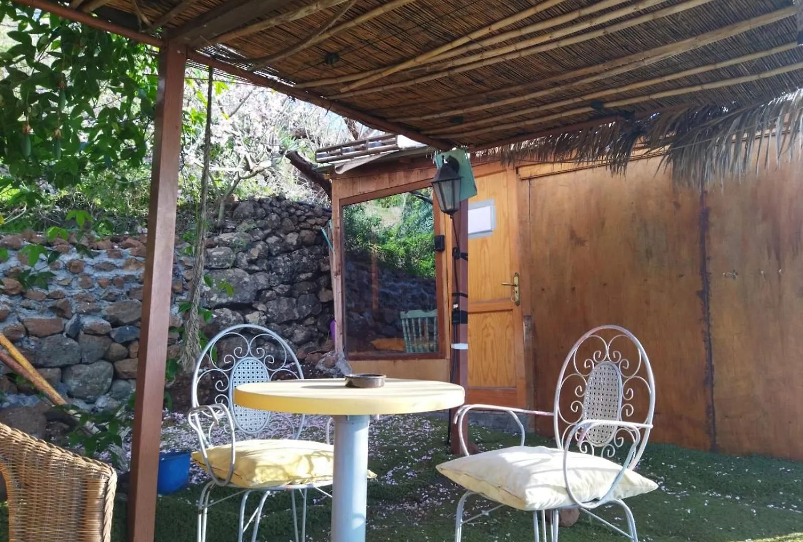 Abracaribes Bed & Breakfast Arecida